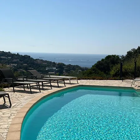Diane Partie 1 Holiday home