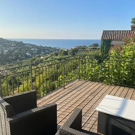 Diane Partie 1 Σπίτι διακοπών